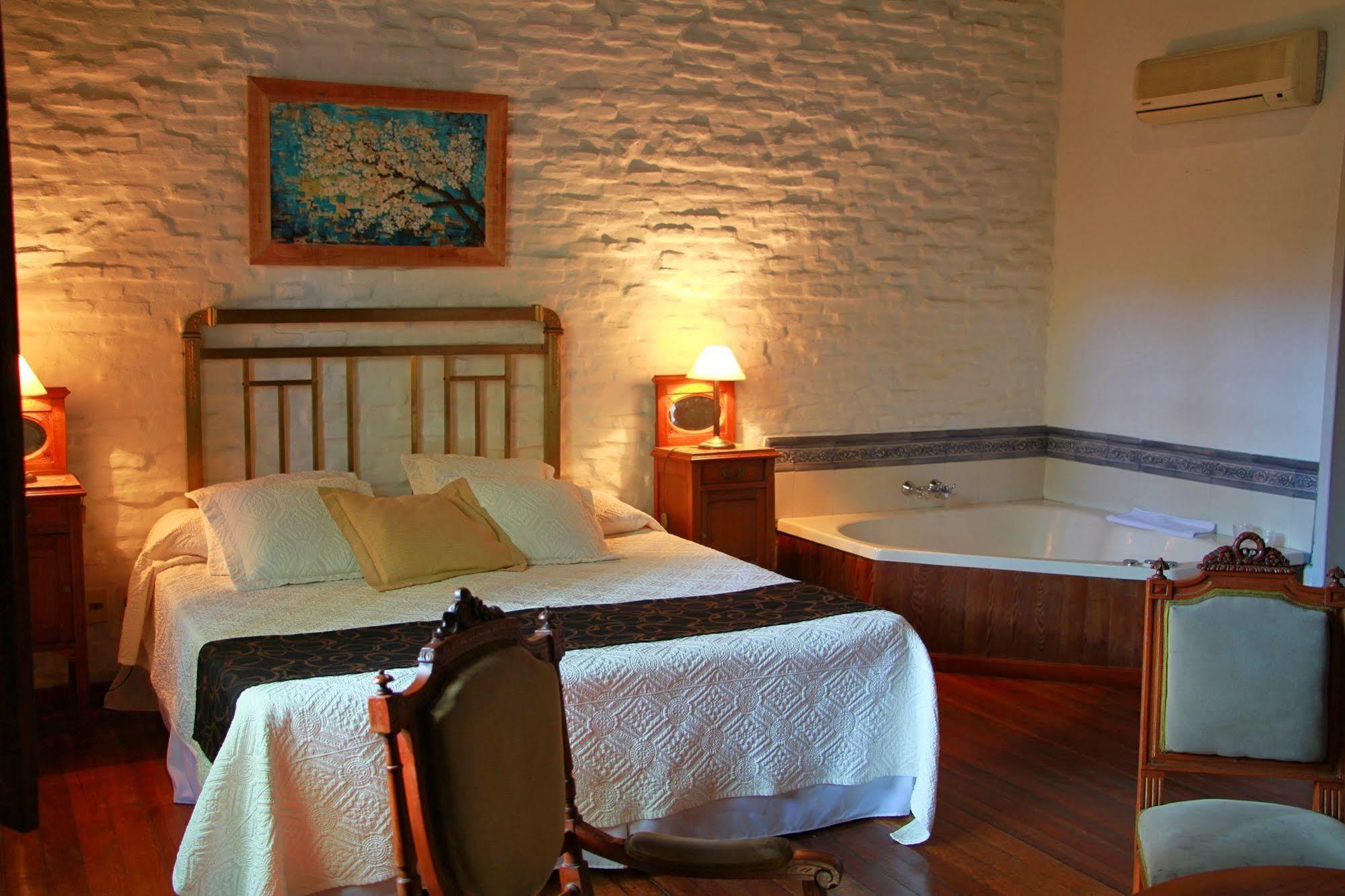 Posada Manuel Lobo Colonia del Sacramento Exterior photo
