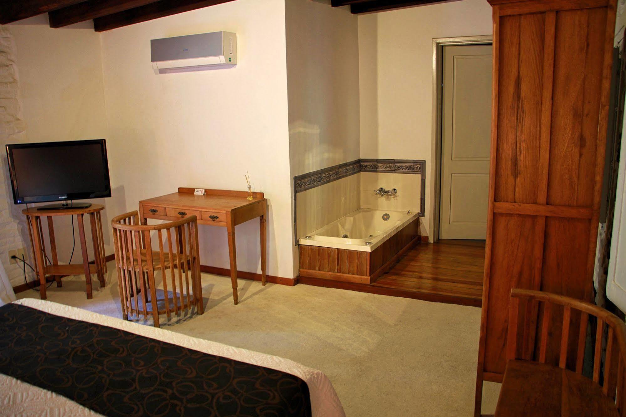 Posada Manuel Lobo Colonia del Sacramento Exterior photo