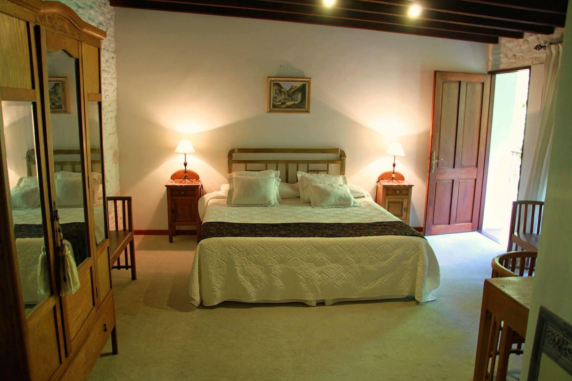 Posada Manuel Lobo Colonia del Sacramento Exterior photo